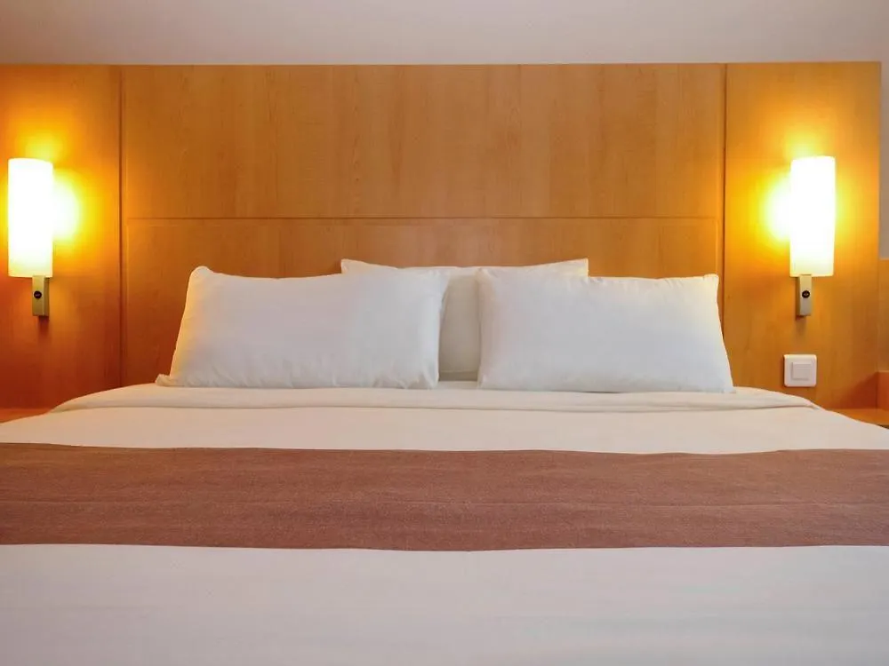 Ibis Zuerich City West 3*, Zurich