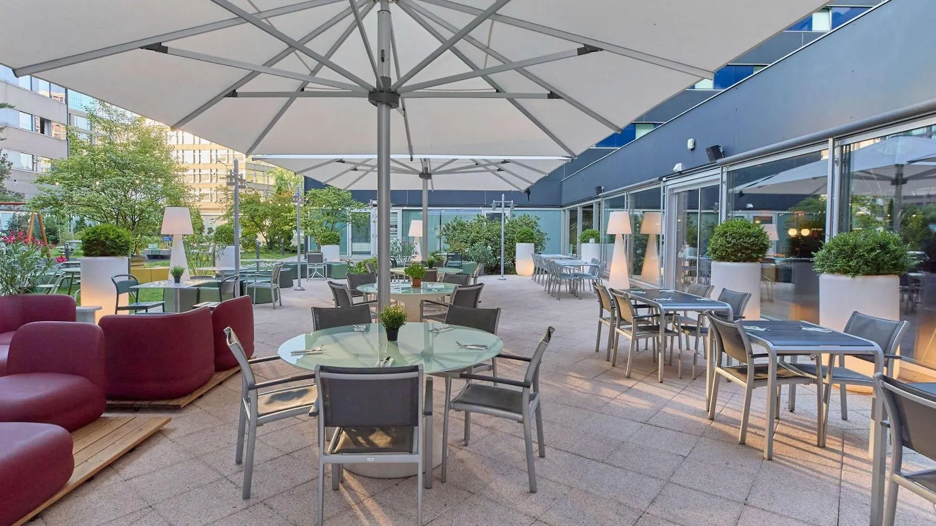 Ibis Zuerich City West Hotel