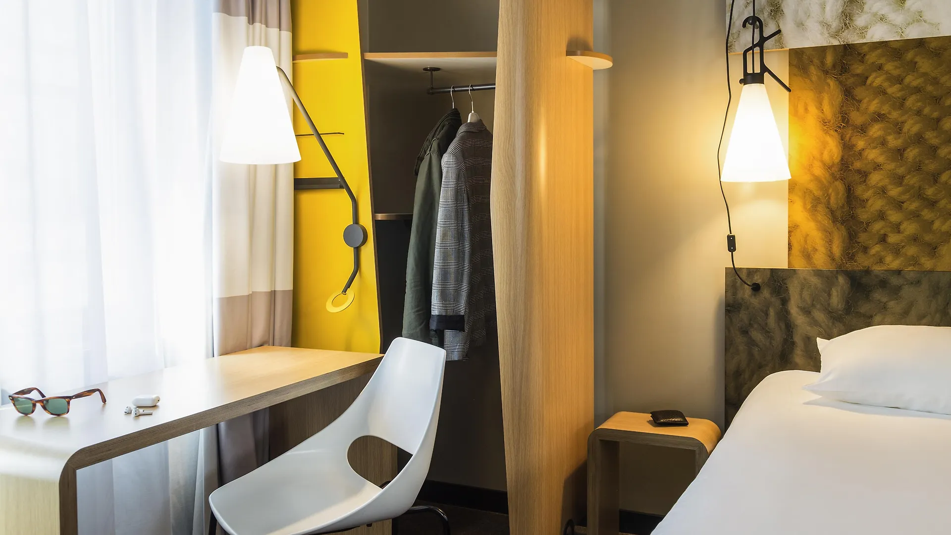 Отель Ibis Zuerich City West